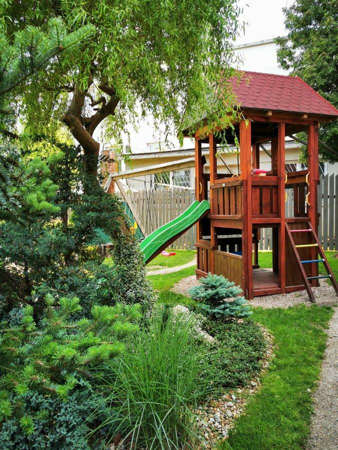 Apartma Sungarden Liberec Apartment *